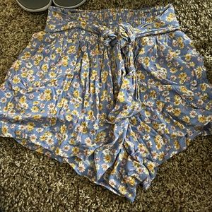 American Eagle Flowy Shorts